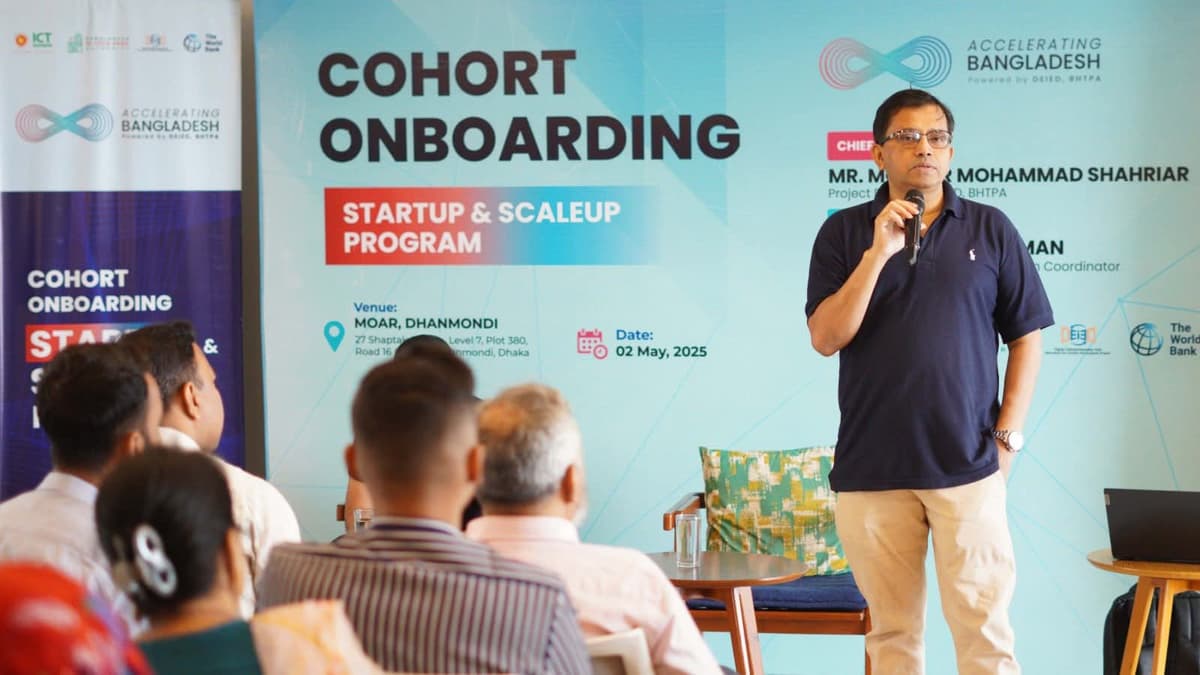 Growth-Stage Startup Accelerator Cohort Onboarding